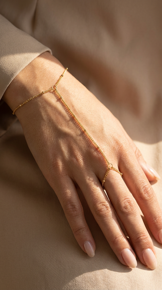 Levant Hand Chain